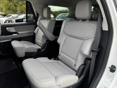 2027 Ford Expedition Active