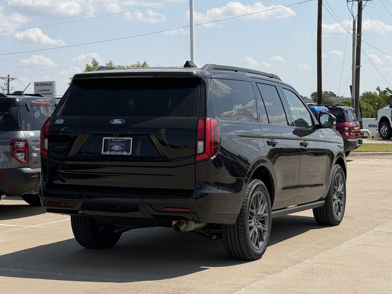 2027 Ford Expedition Platinum