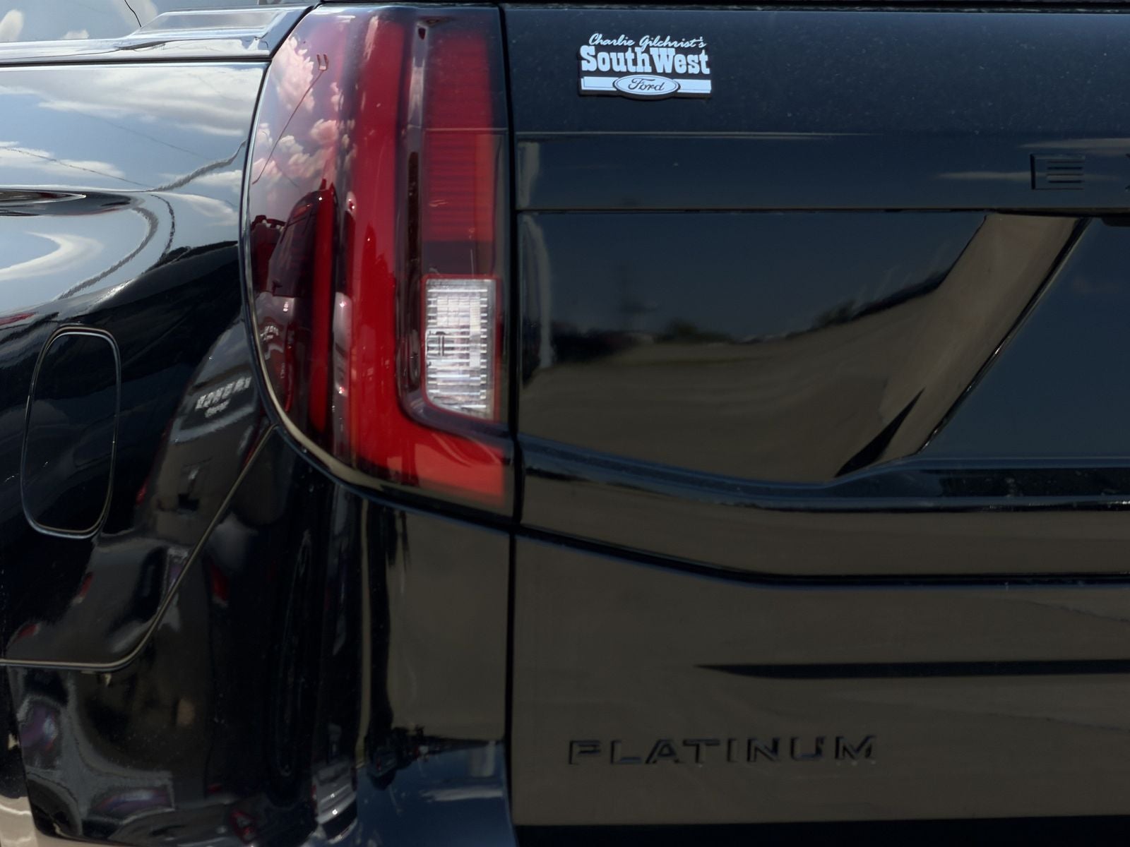 2027 Ford Expedition Platinum