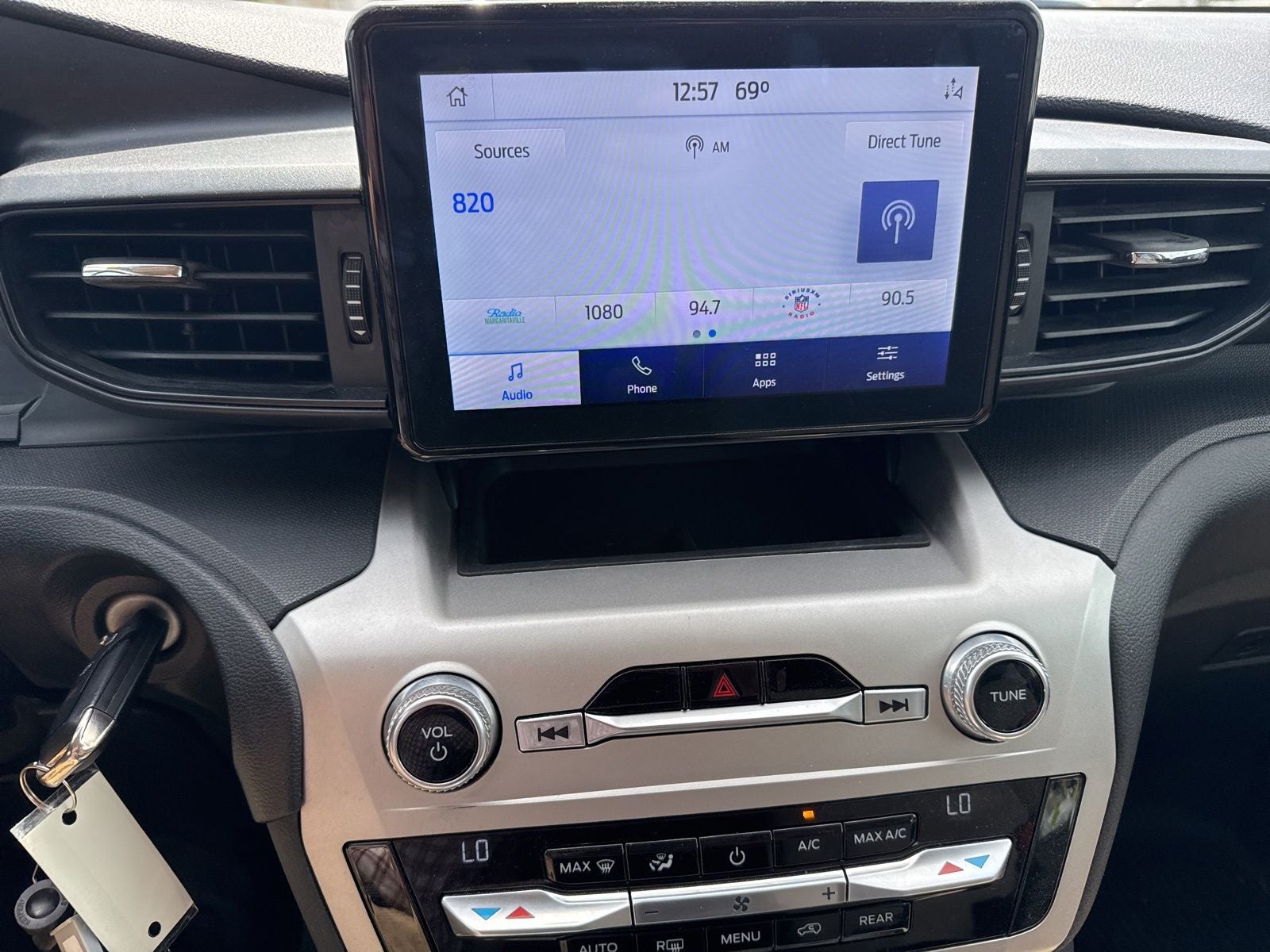 2021 Ford Explorer Base