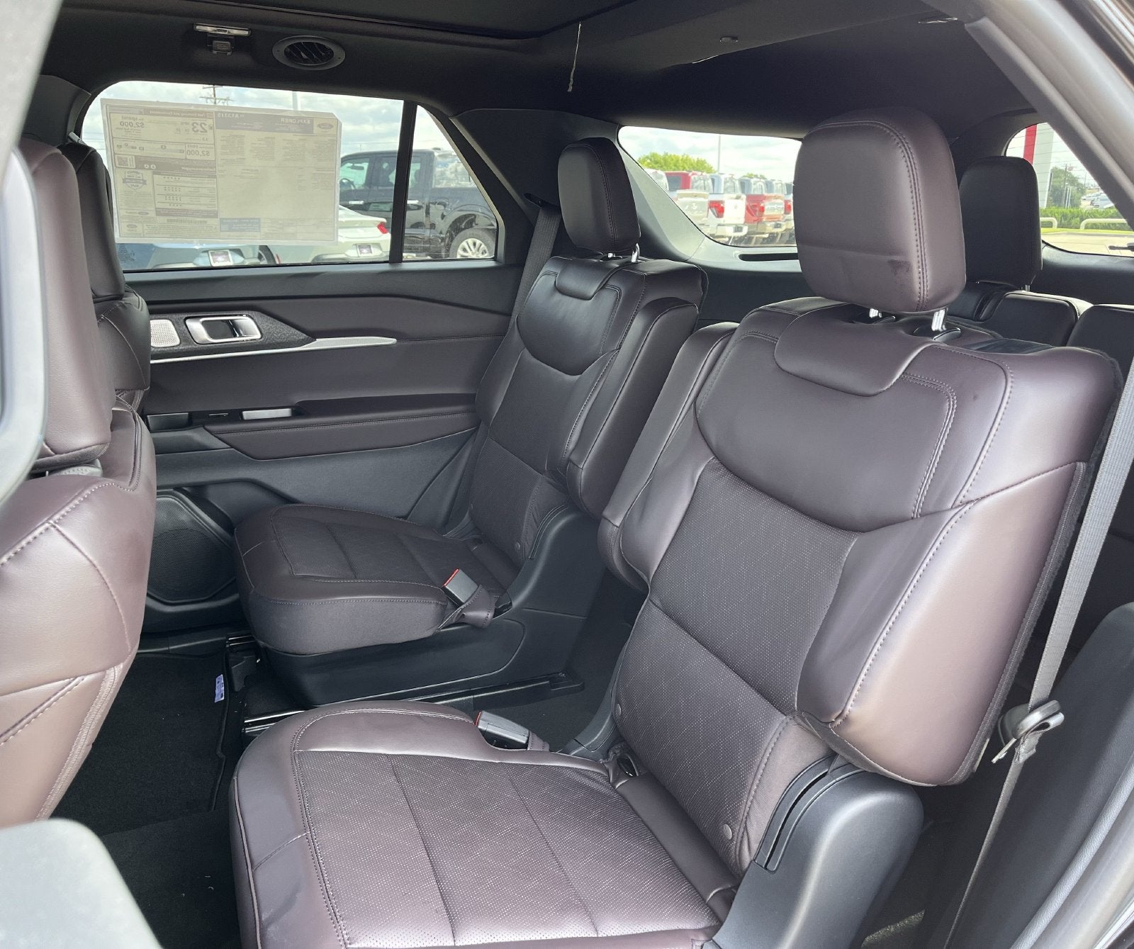 2027 Ford Explorer Platinum