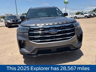 2025 Ford Explorer ST-Line