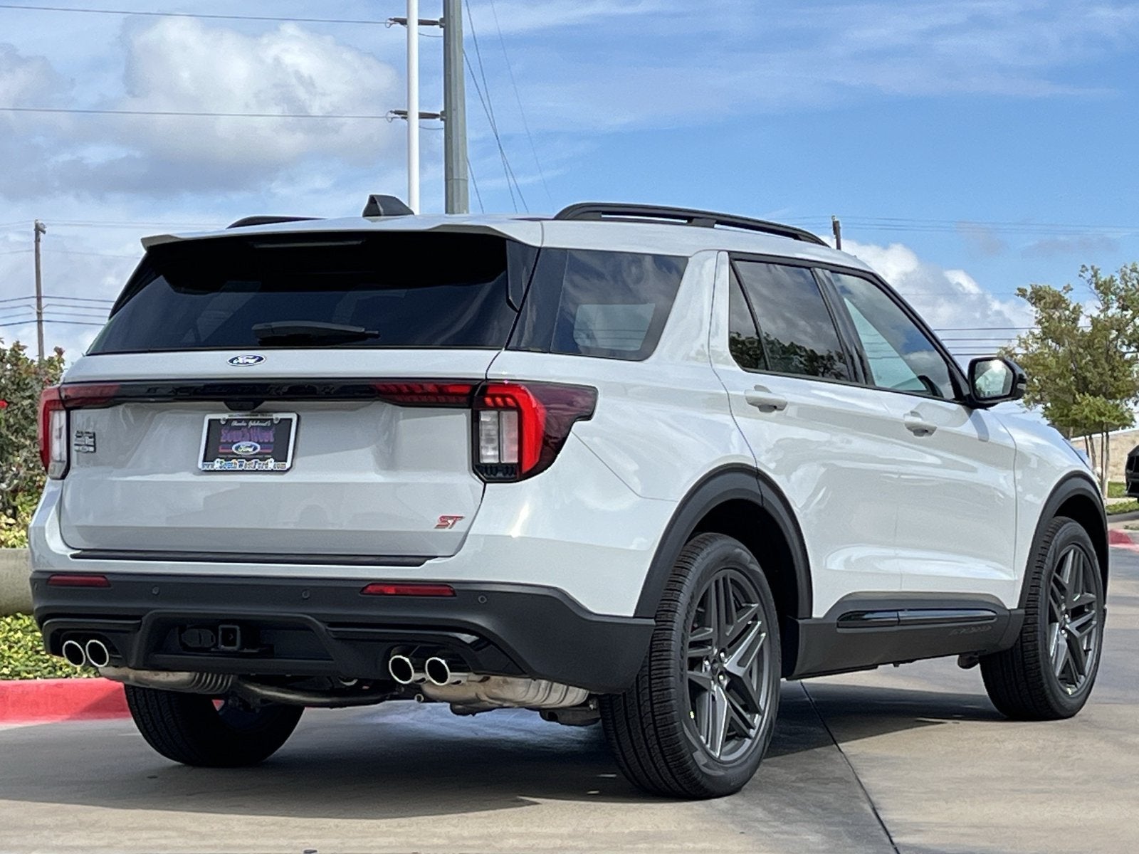 2027 Ford Explorer ST