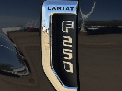 2022 Ford F-250SD F-250® Lariat®