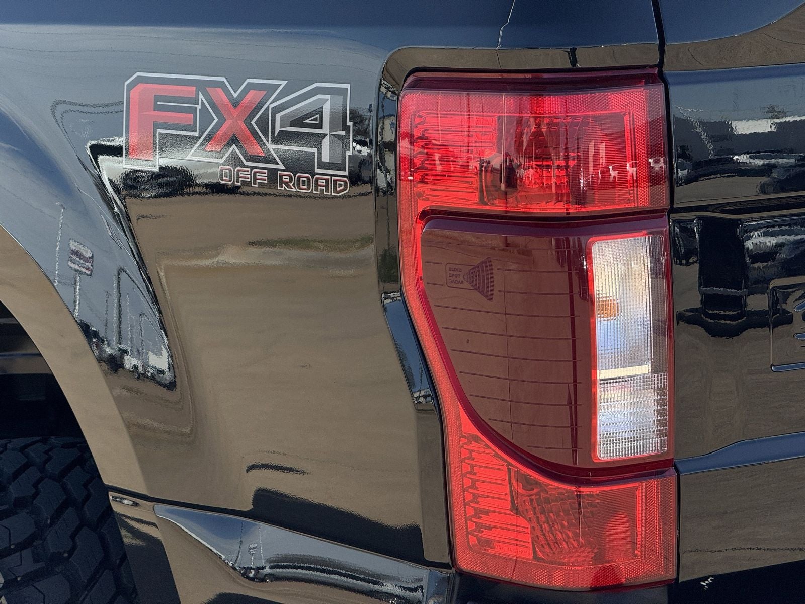 2022 Ford F-250SD F-250® Lariat®