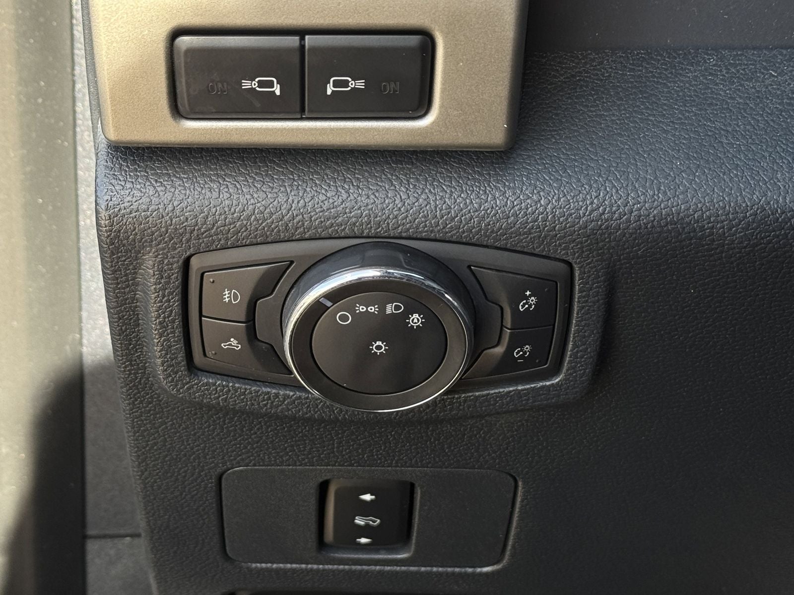 2022 Ford F-250SD F-250® Lariat®