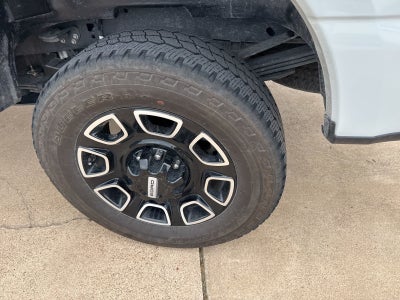 2025 Ford F-250SD Platinum