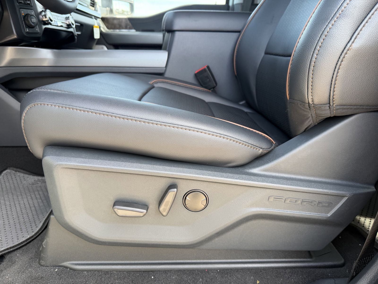 2026 Ford F-250SD F-250® Lariat®