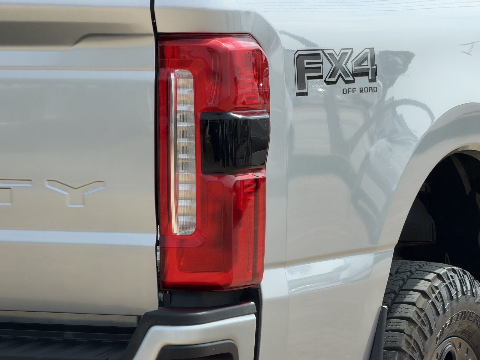 2023 Ford F-250SD F-250® Lariat®