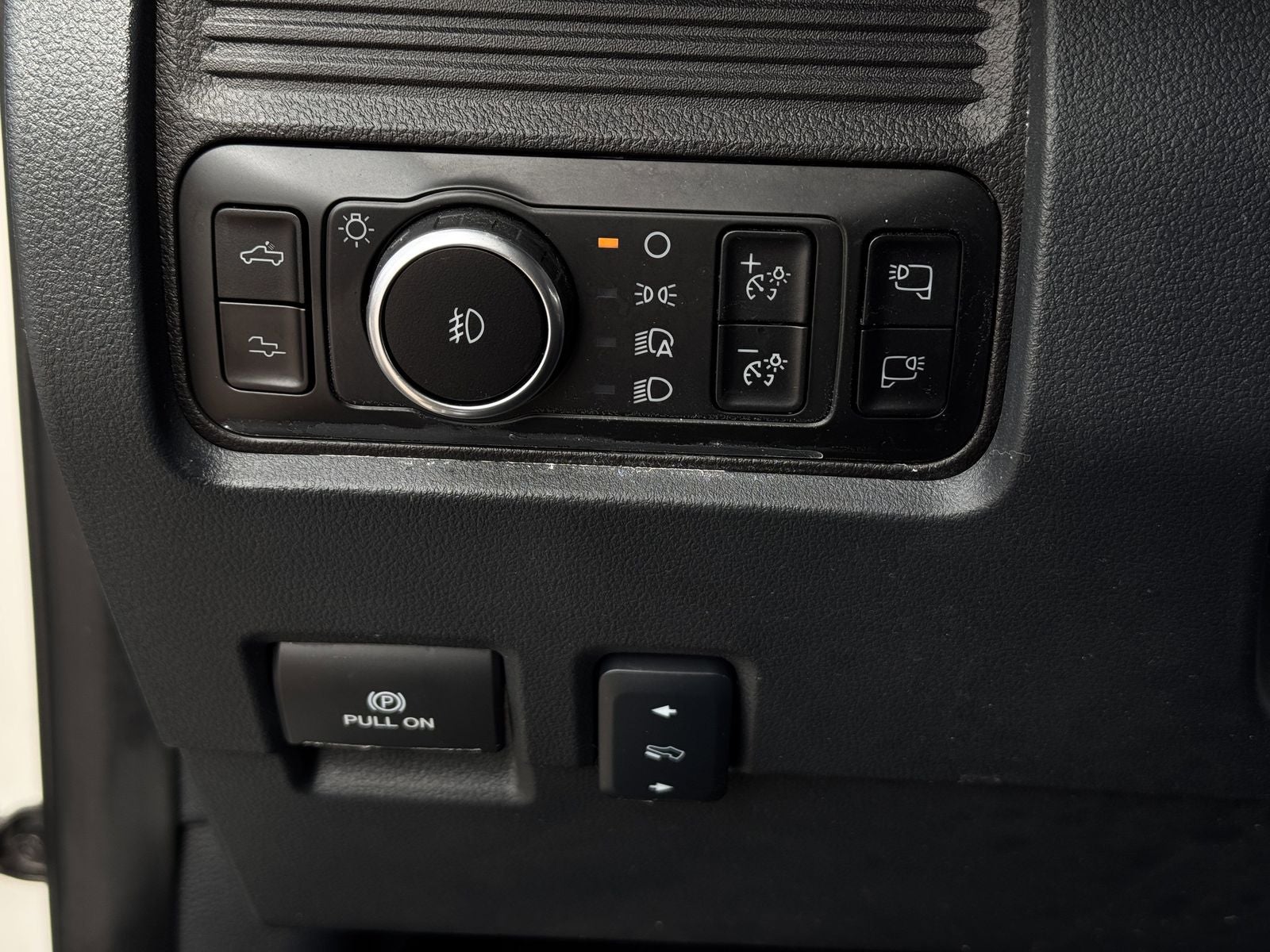 2025 Ford F-350SD Platinum