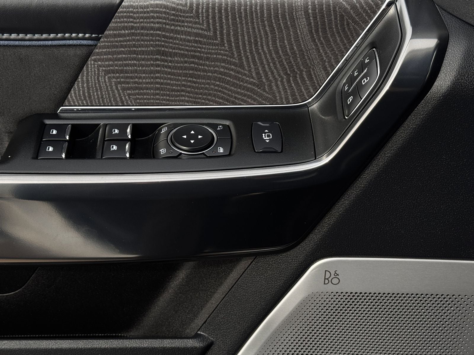 2025 Ford F-350SD Platinum