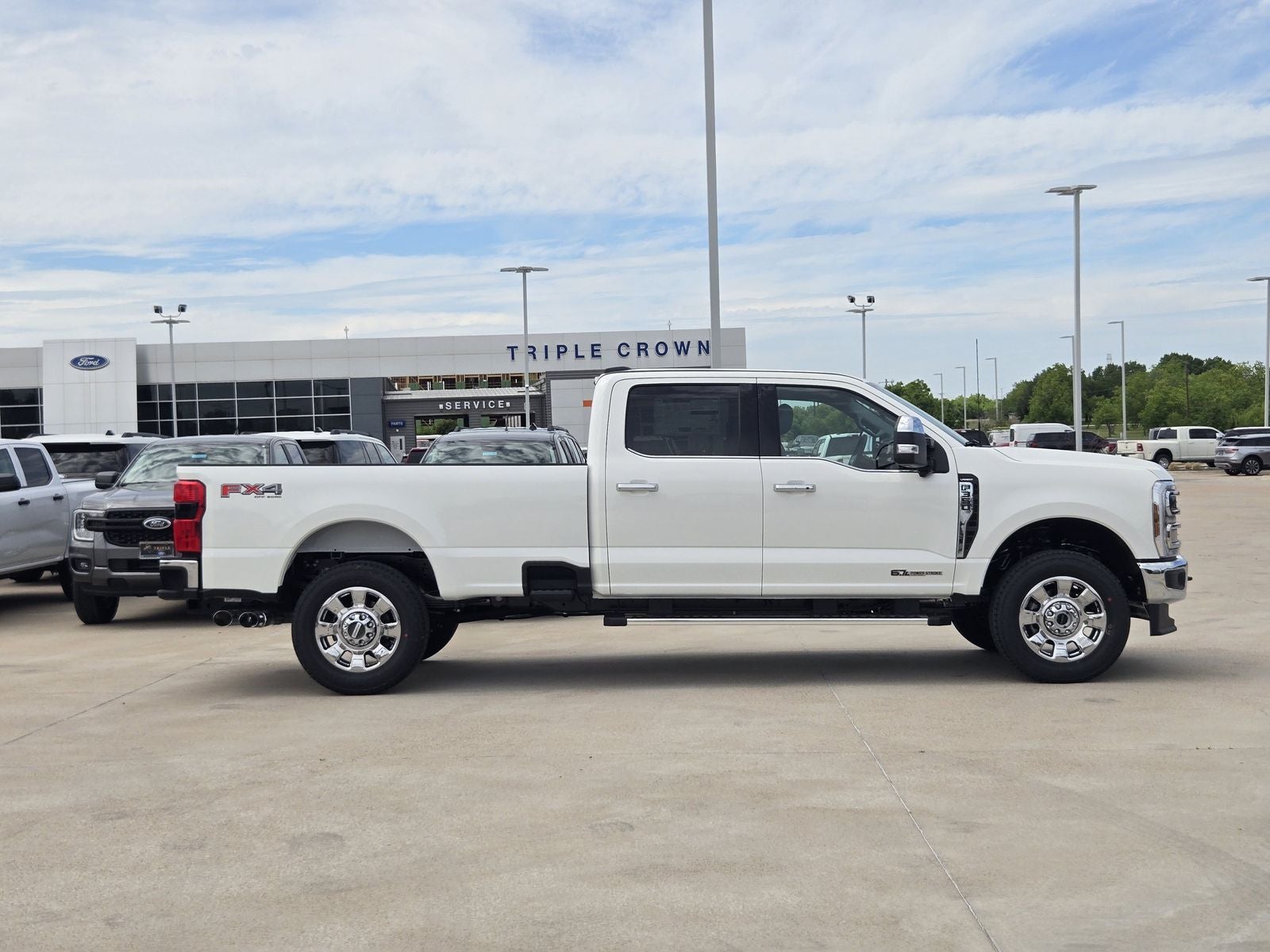2026 Ford F-350SD Lariat