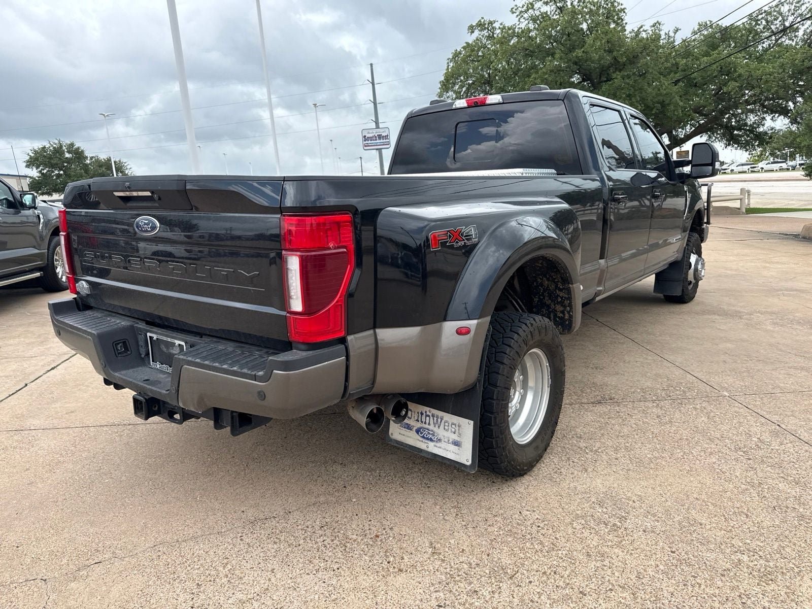 2022 Ford F-350SD King Ranch DRW