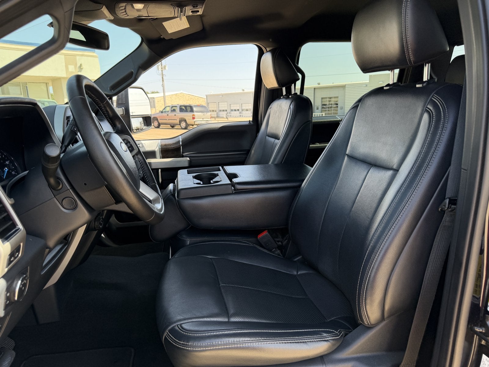 2022 Ford F-350SD Lariat DRW
