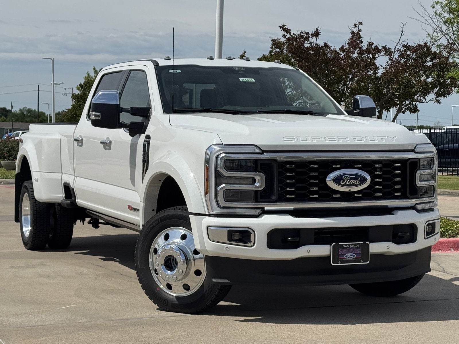2026 Ford F-450SD Platinum DRW