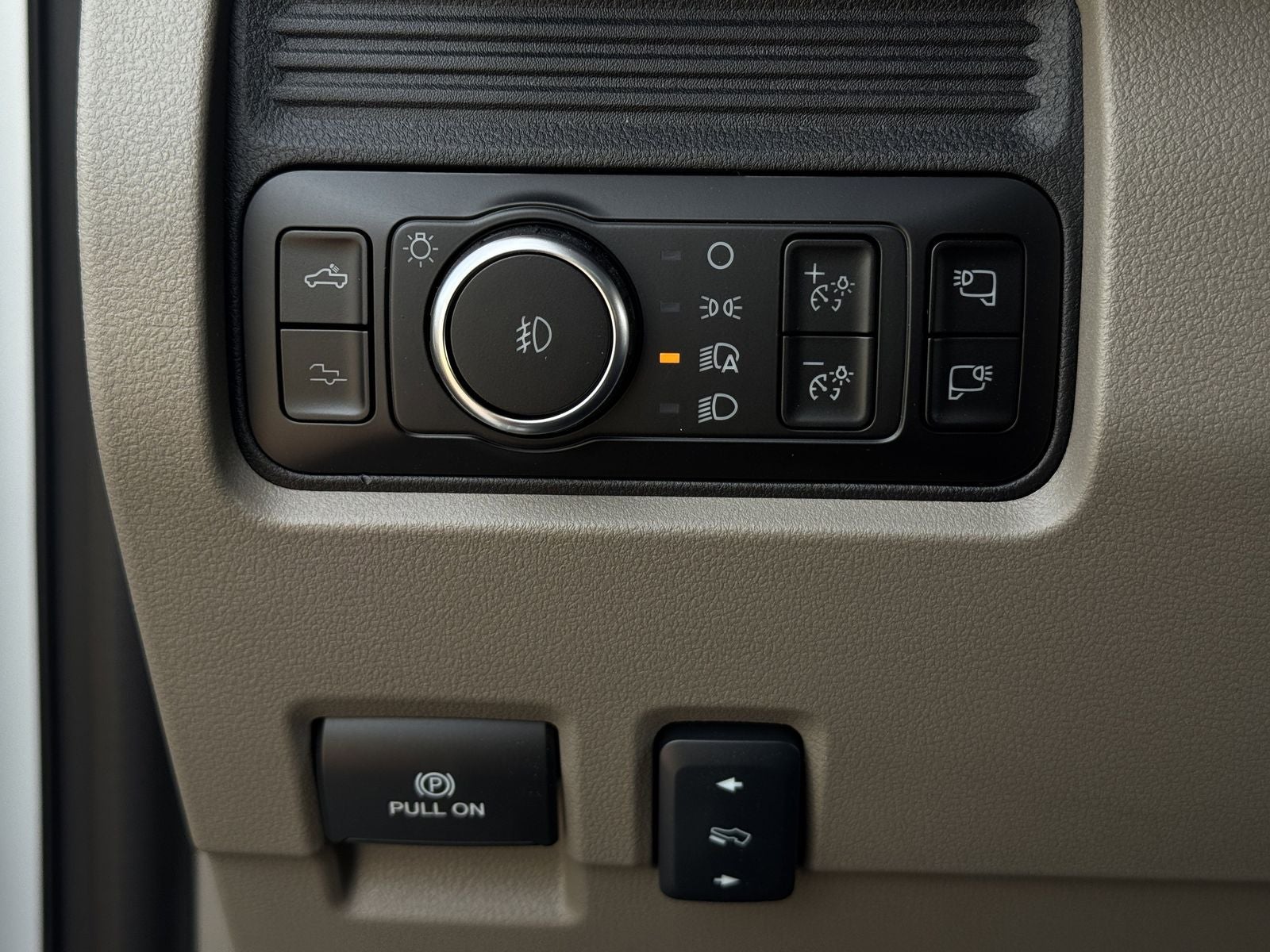 2026 Ford F-450SD Platinum DRW