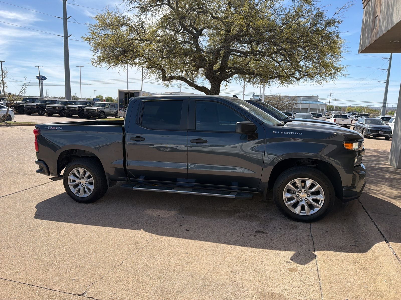 2021 Chevrolet Silverado 1500 Custom