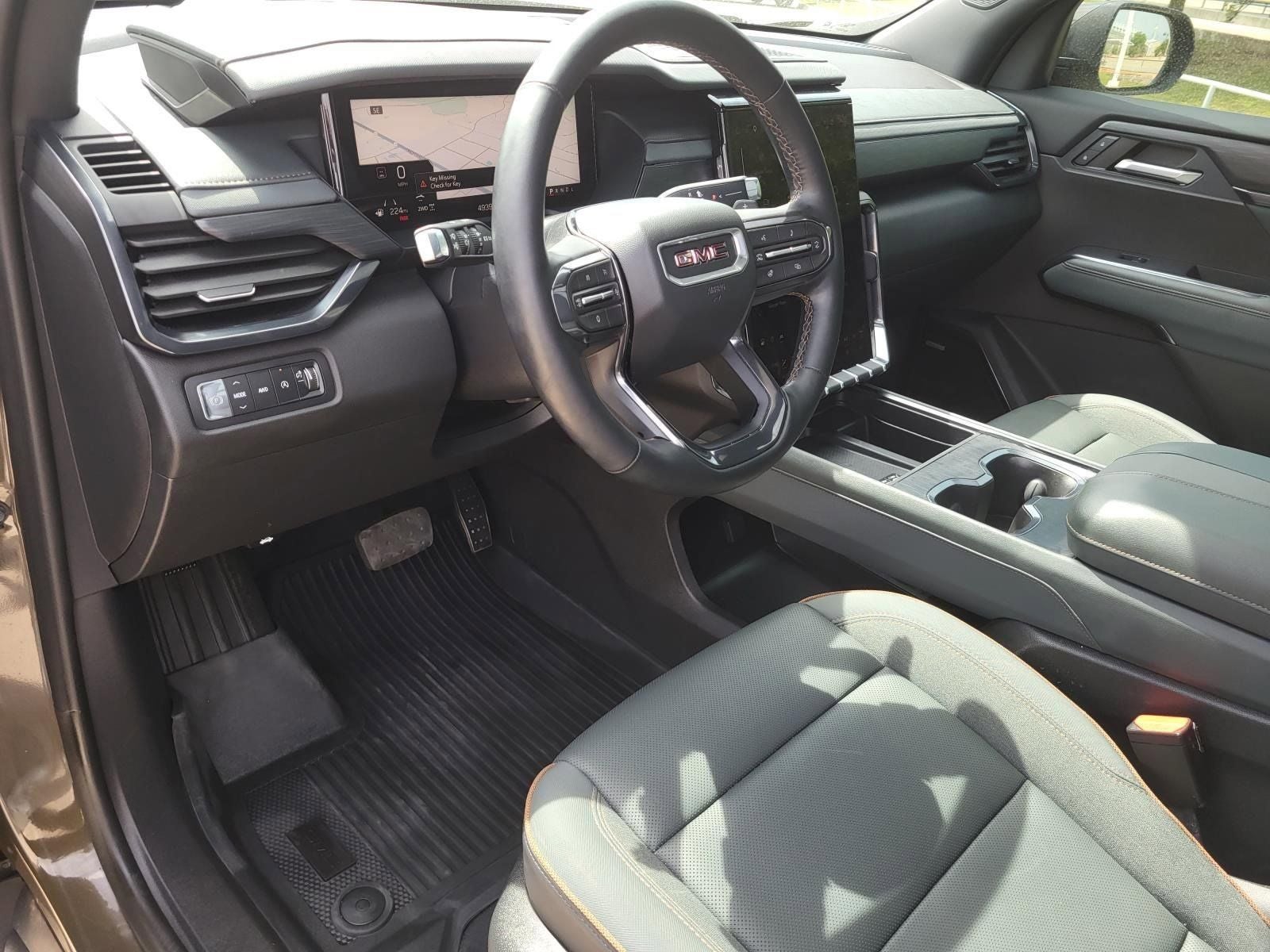 2024 GMC Acadia AT4