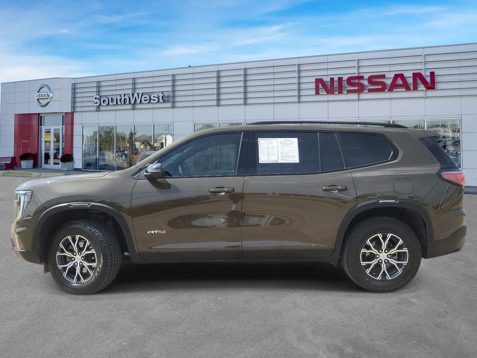 2024 GMC Acadia AT4