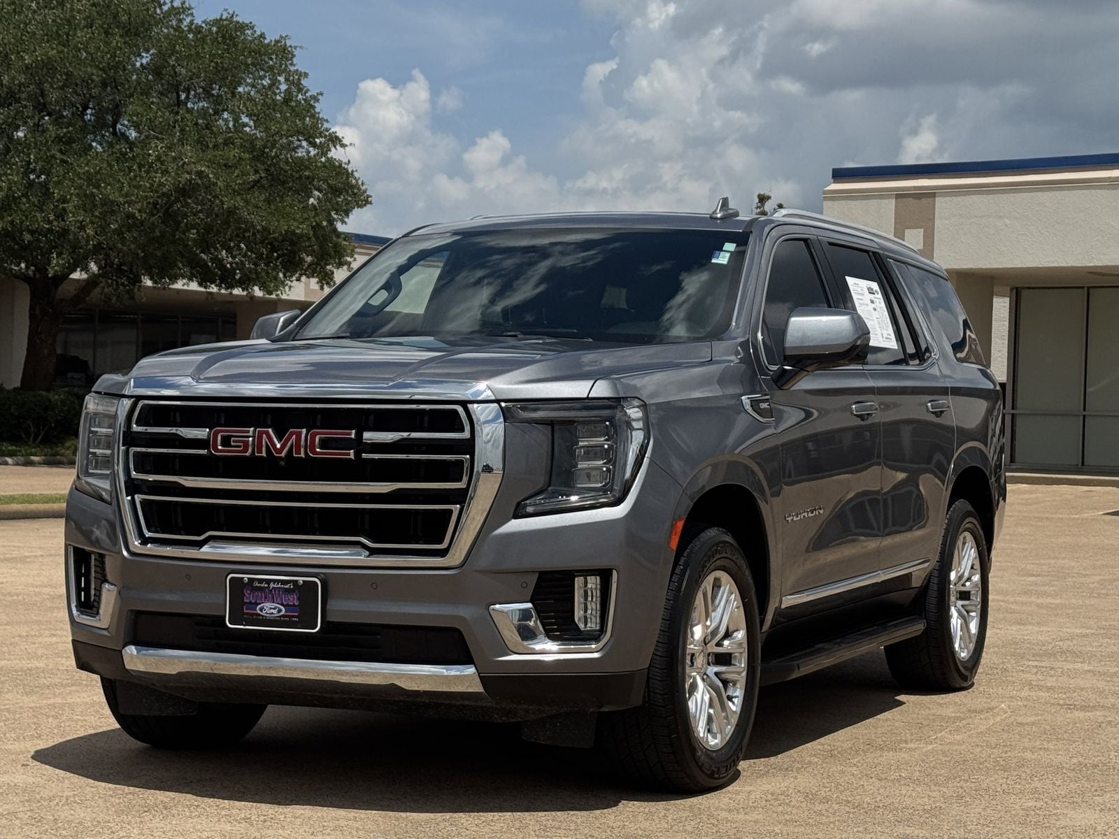 2021 GMC Yukon SLT