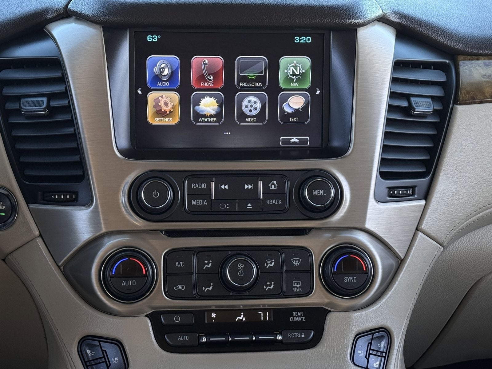 2017 GMC Yukon Denali