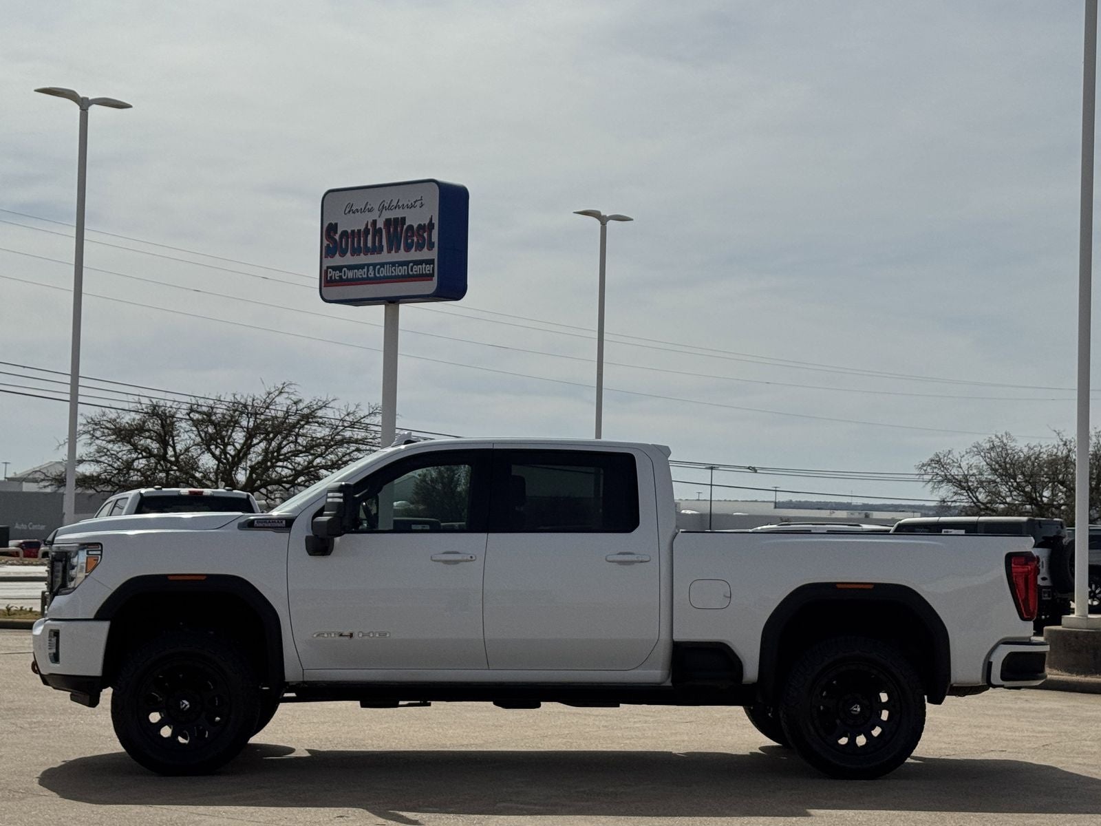 2023 GMC Sierra 2500HD AT4