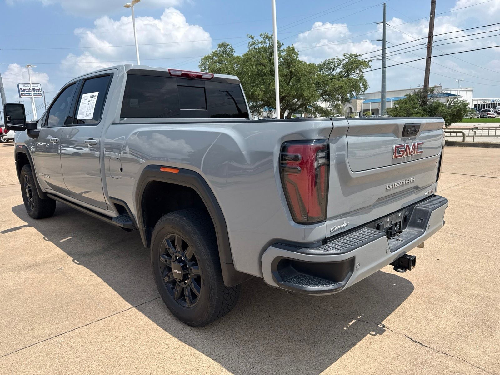 2025 GMC Sierra 2500HD AT4