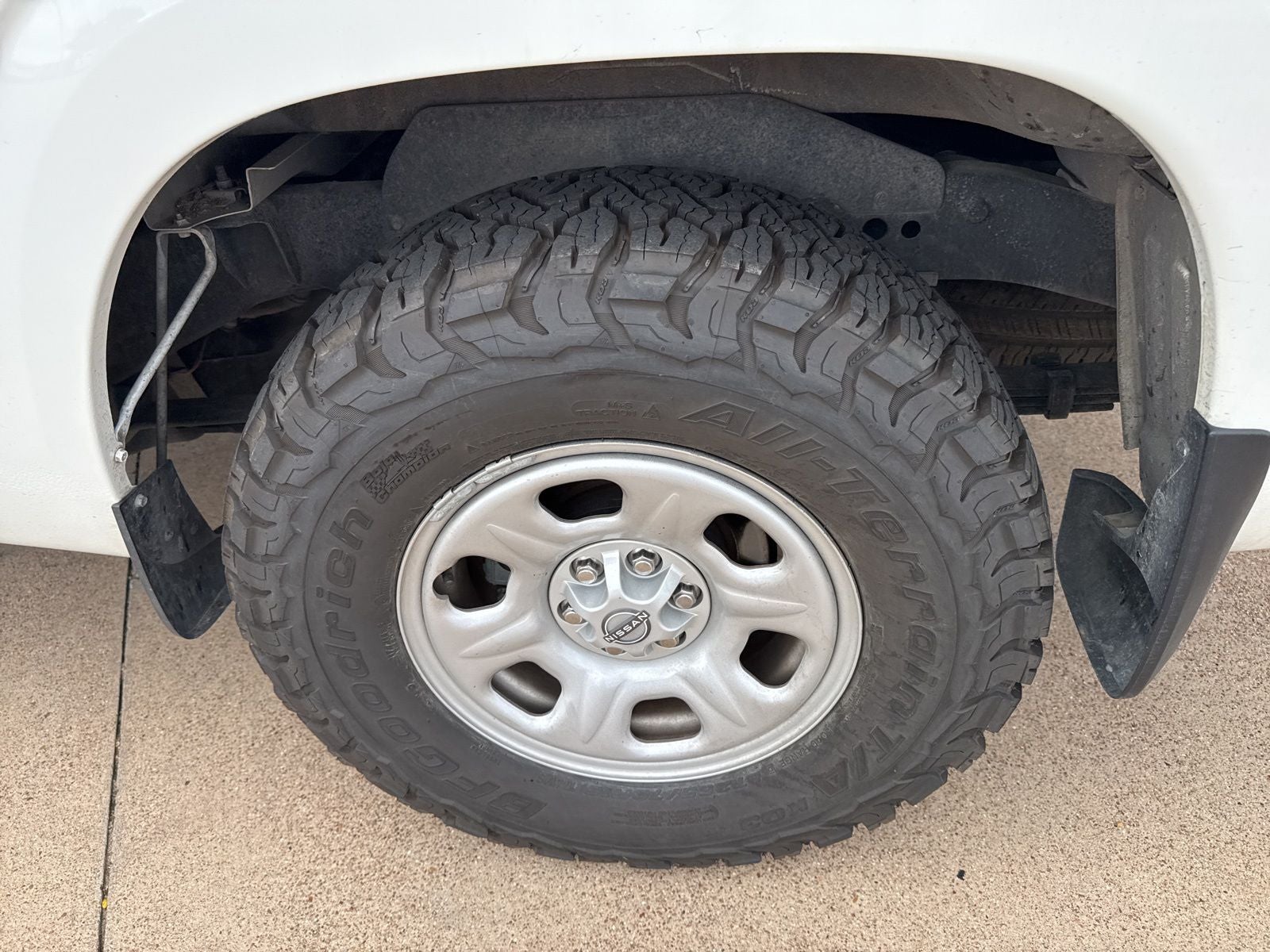 2023 Nissan Frontier S