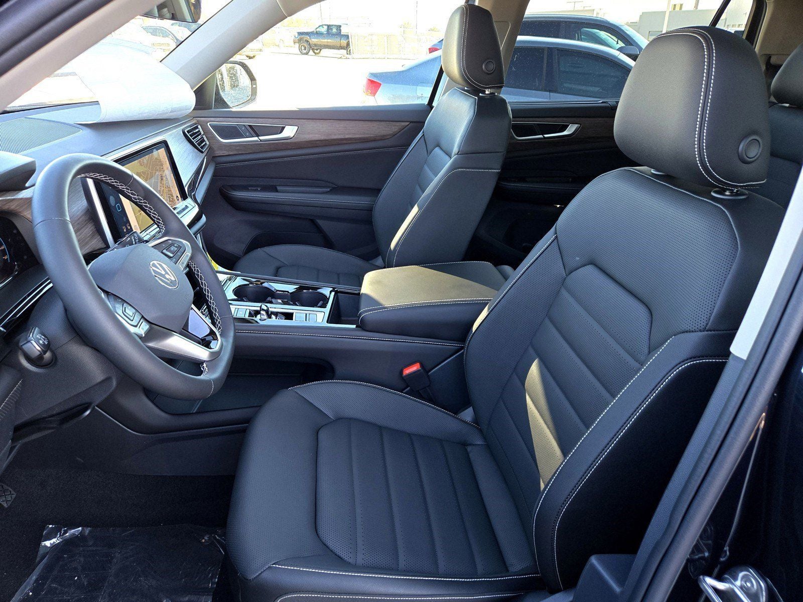 2025 Volkswagen Atlas 2.0T SEL