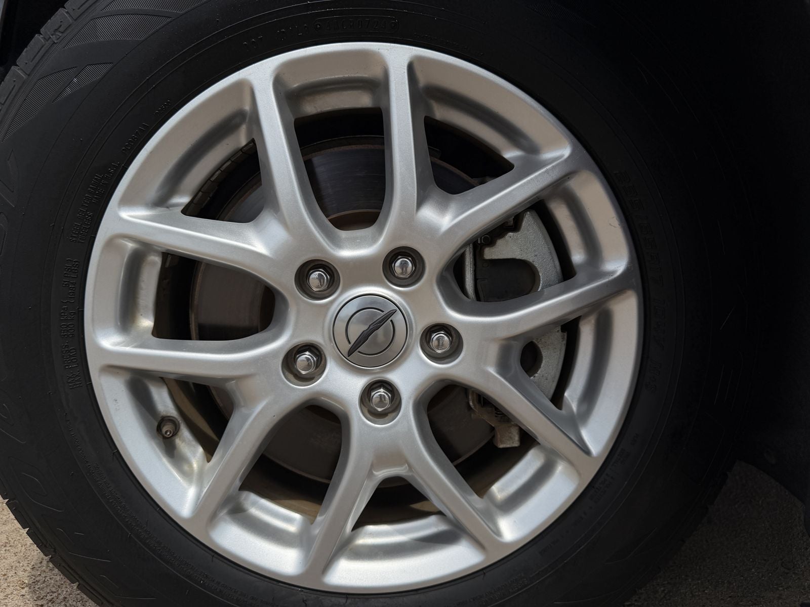 2021 Chrysler Voyager LXI