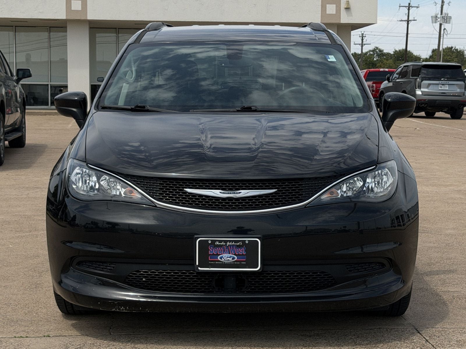 2021 Chrysler Voyager LXI