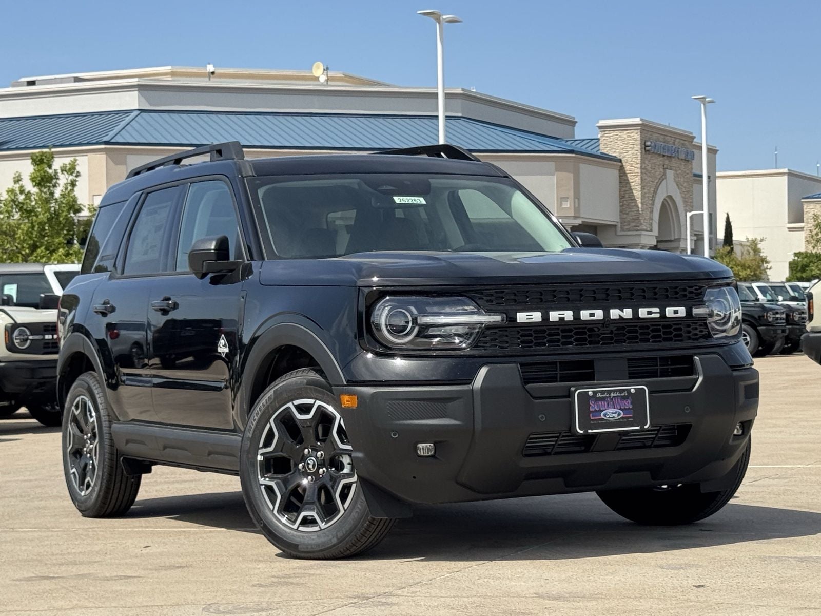 2026 Ford Bronco Sport Outer Banks