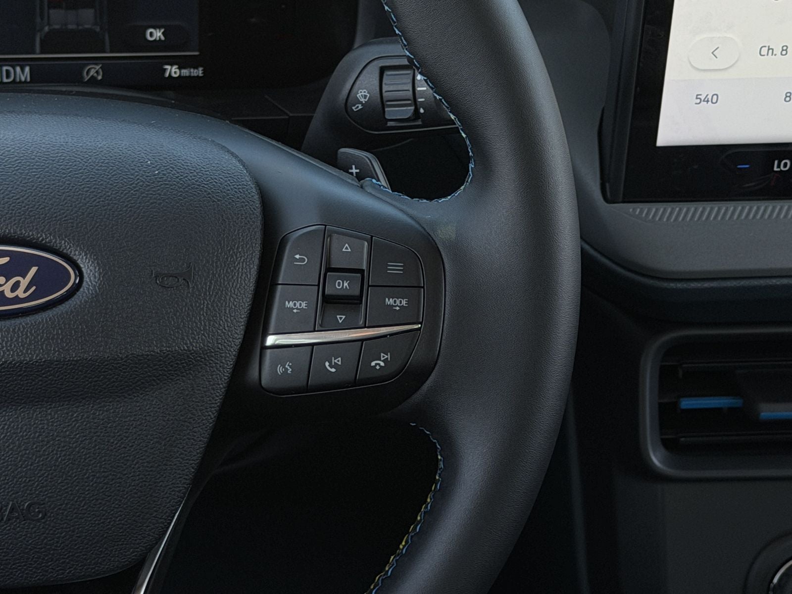 2026 Ford Maverick Lobo Standard