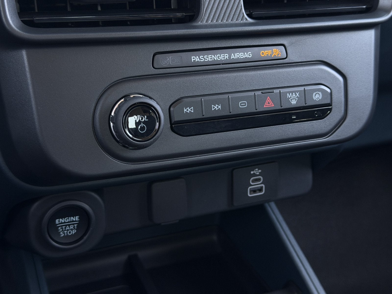 2026 Ford Maverick Lobo Standard