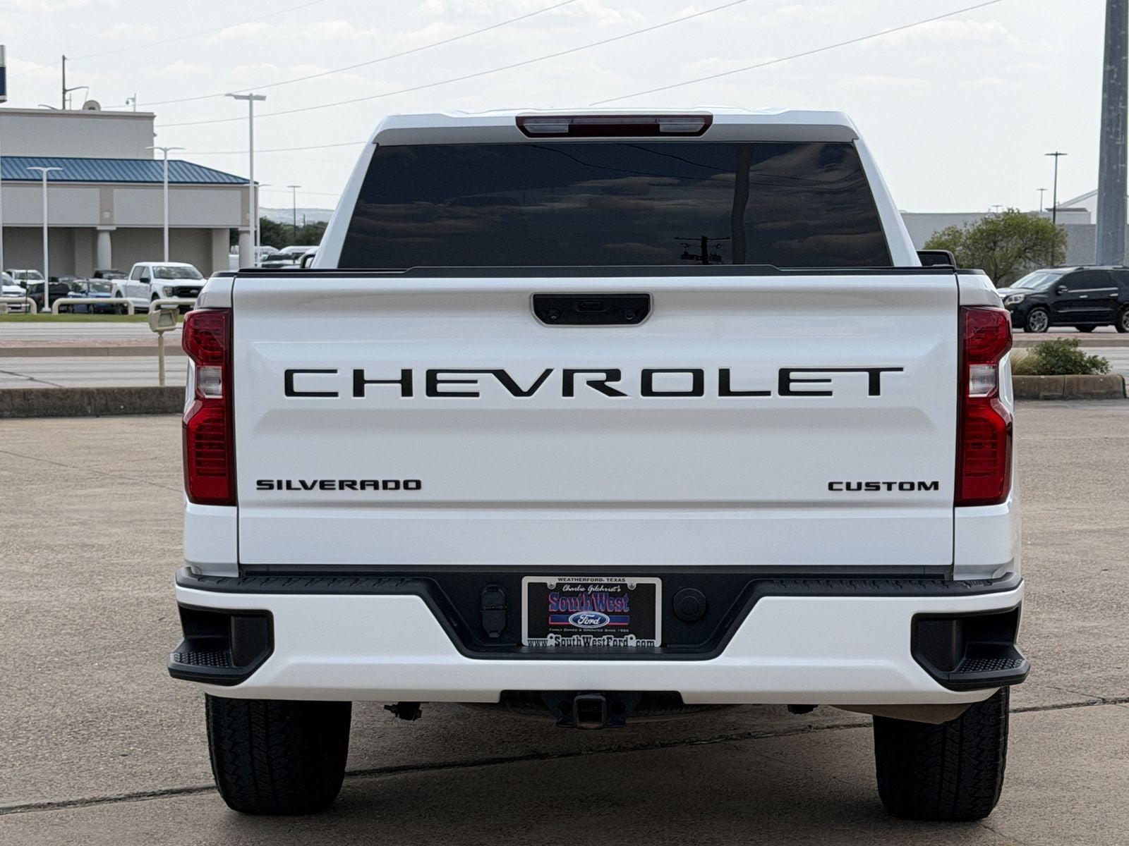 2023 Chevrolet Silverado 1500 Custom