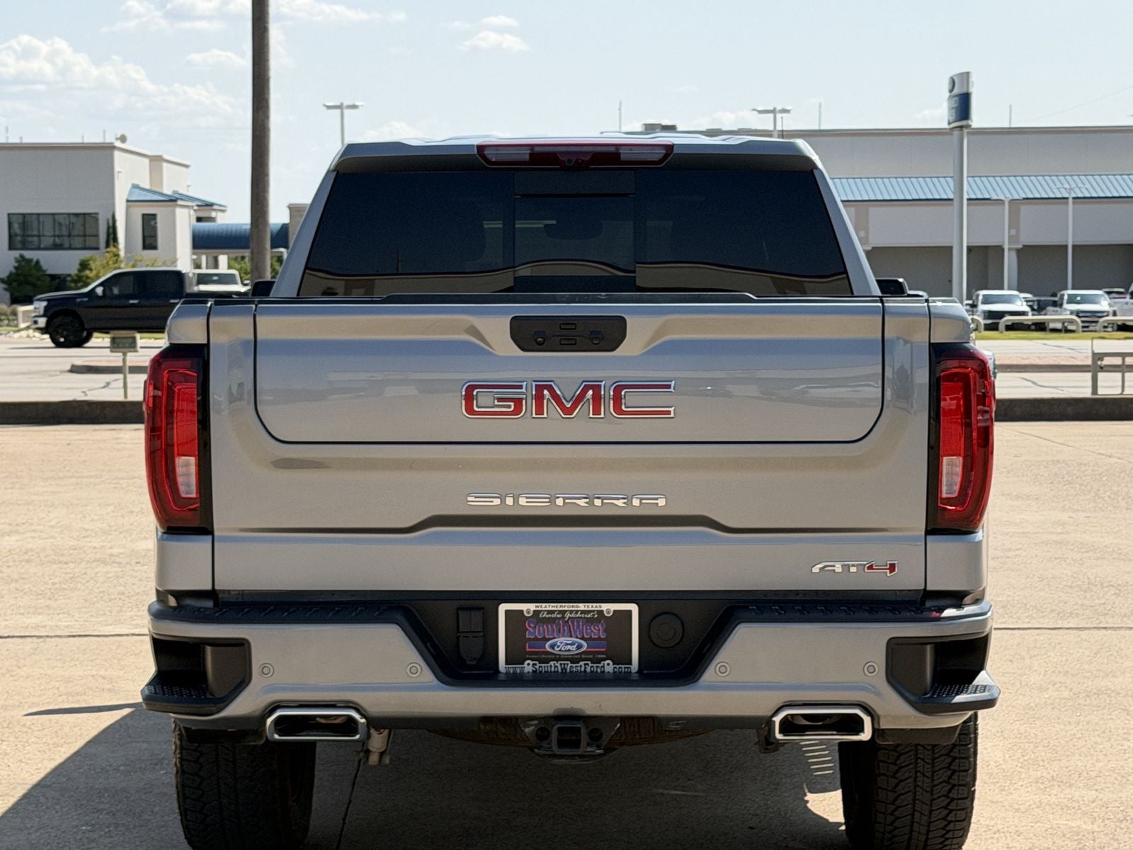 2025 GMC Sierra 1500 AT4