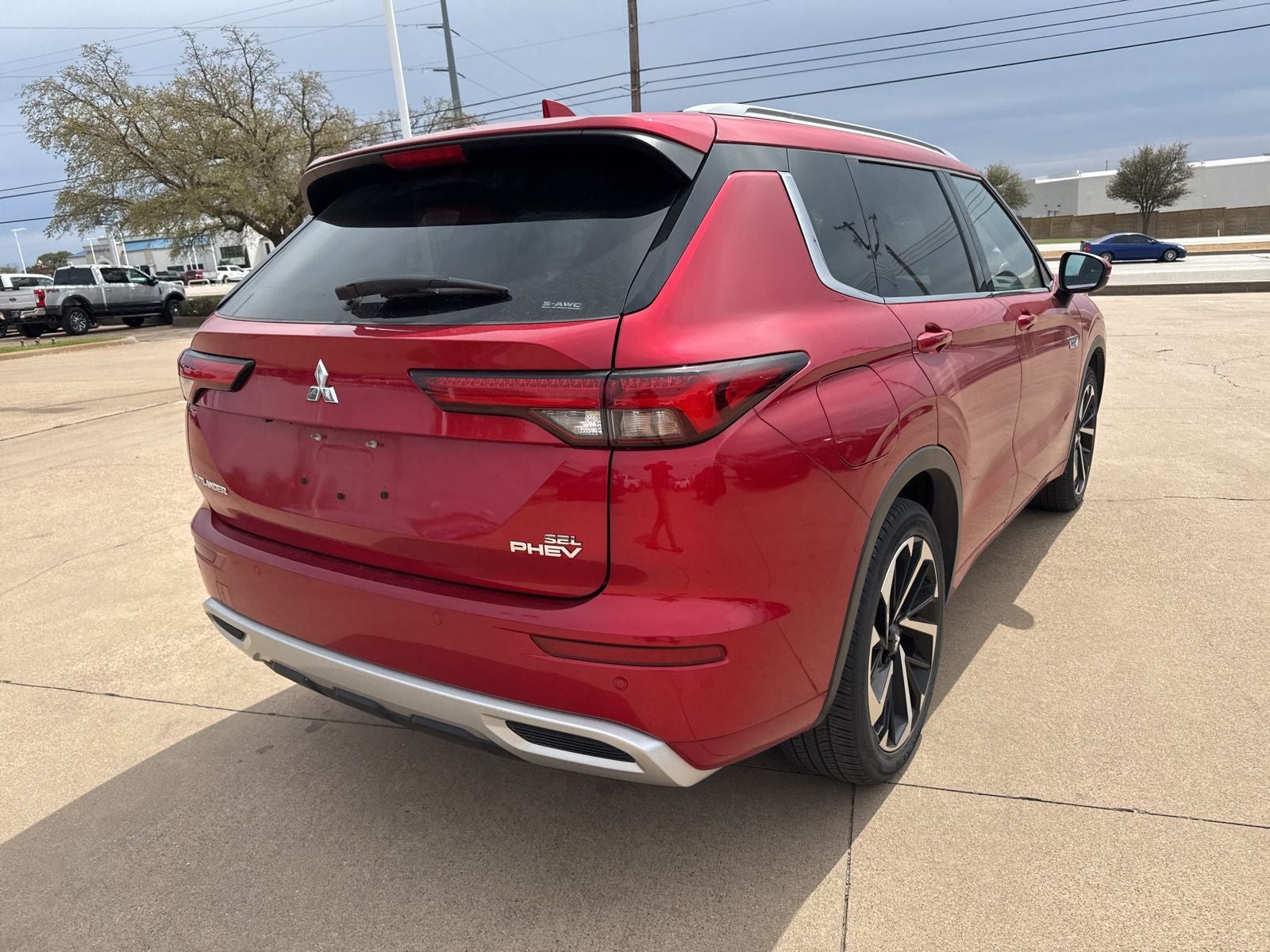 2023 Mitsubishi Outlander PHEV SEL