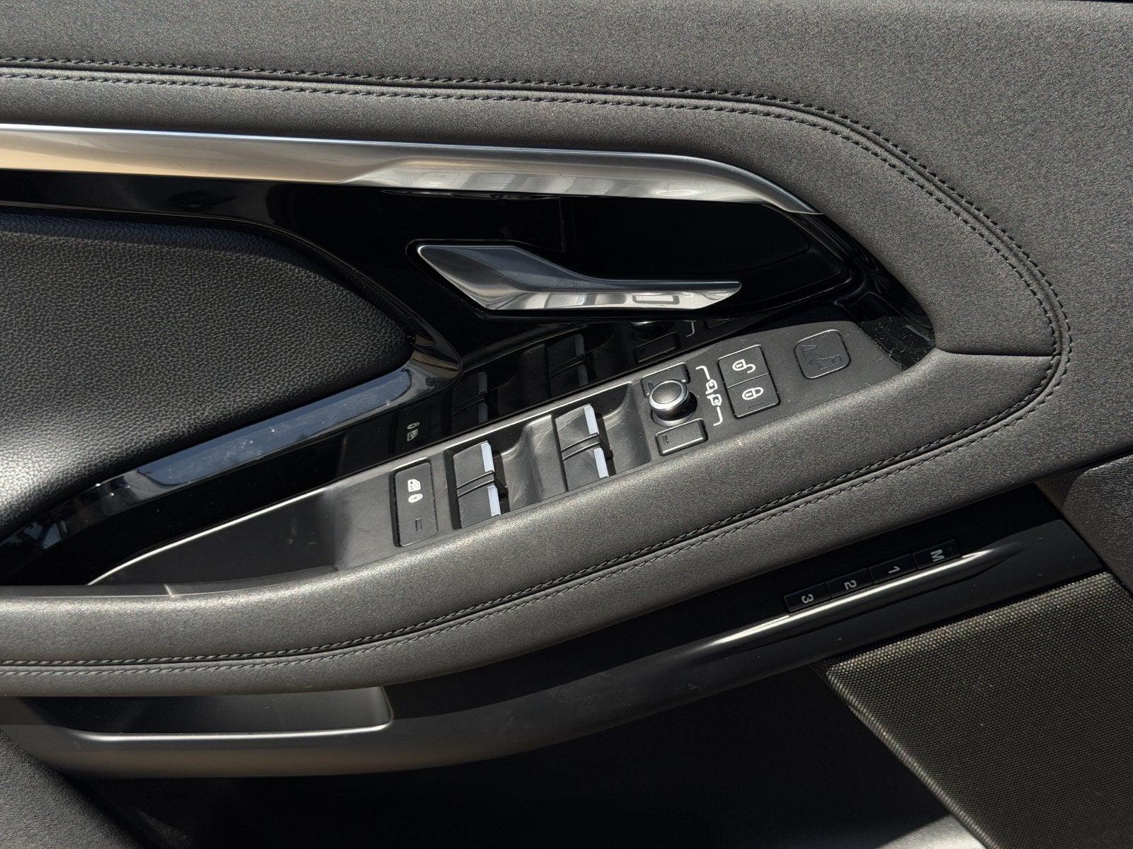 2020 Land Rover Range Rover Evoque R-Dynamic SE