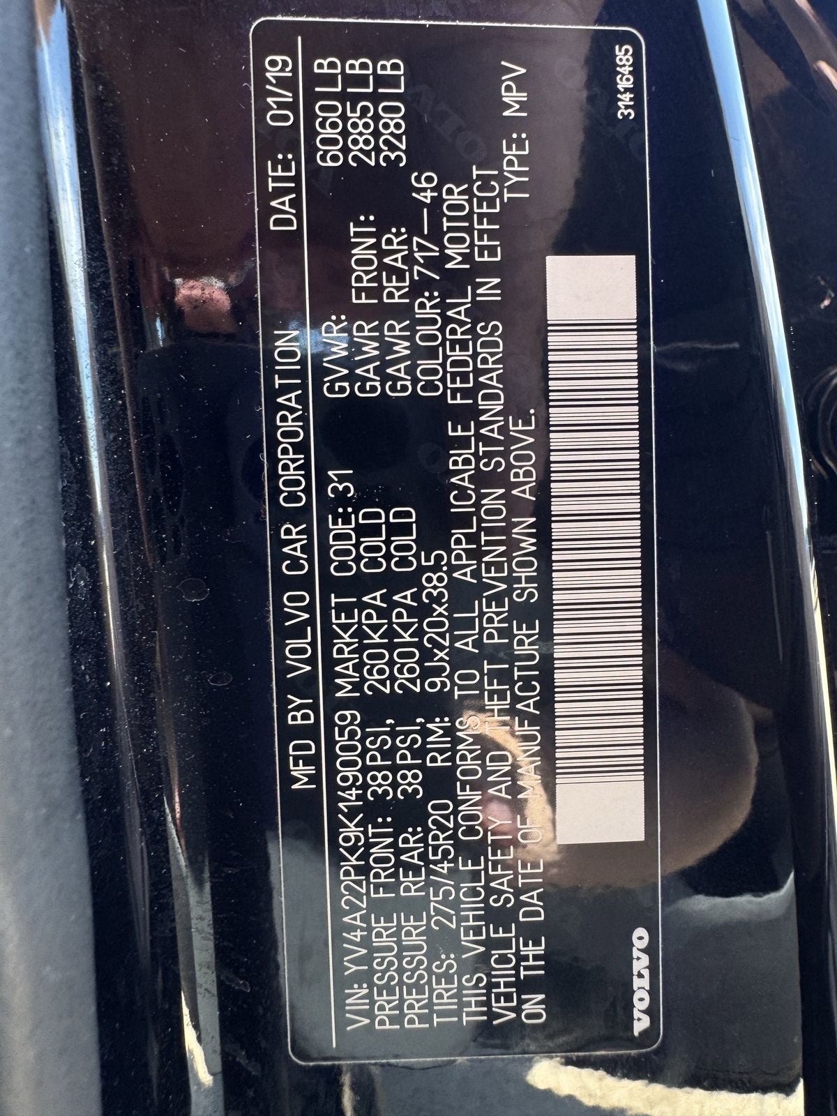 2019 Volvo XC90 T6 Momentum