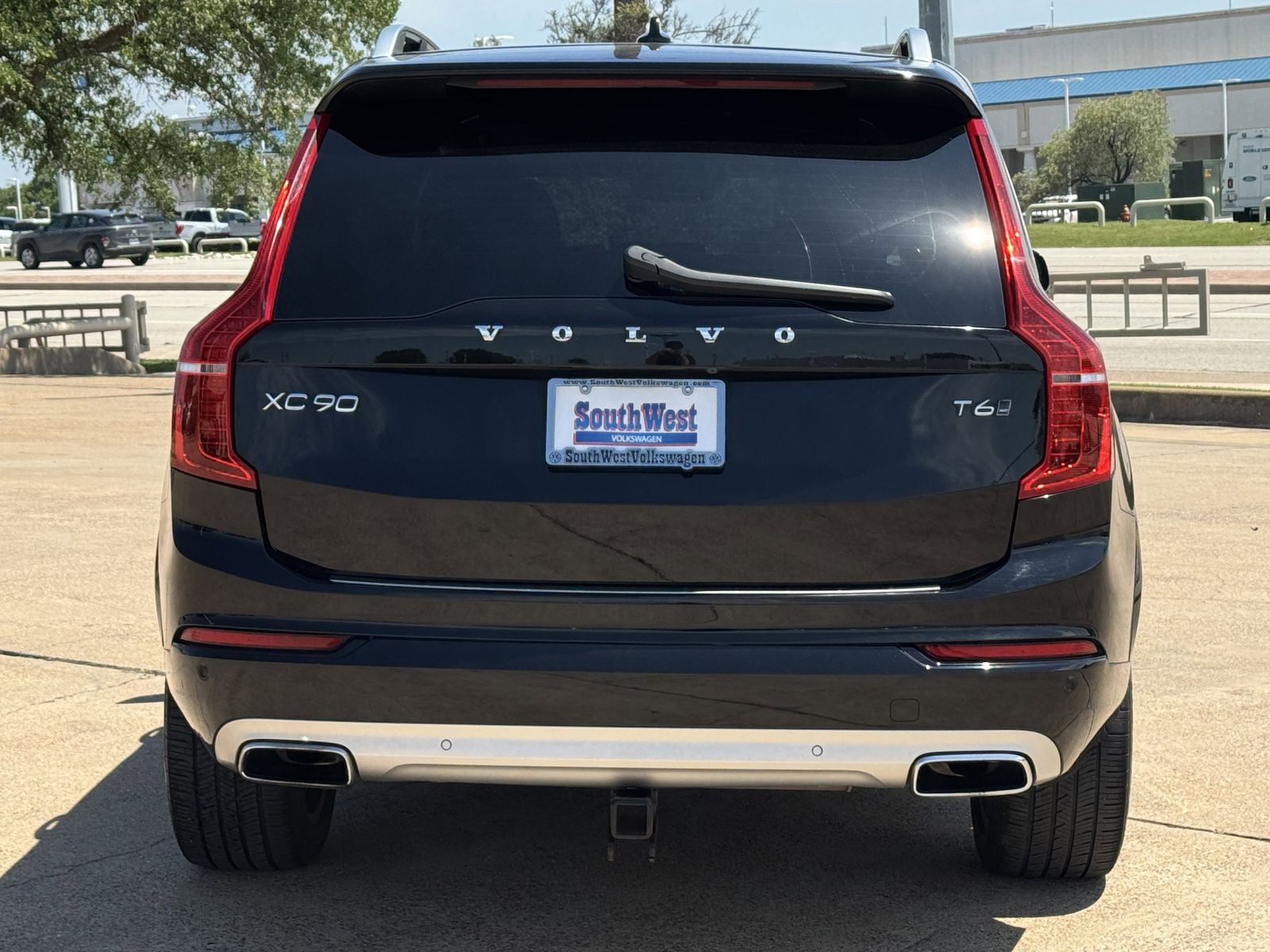 2019 Volvo XC90 T6 Momentum