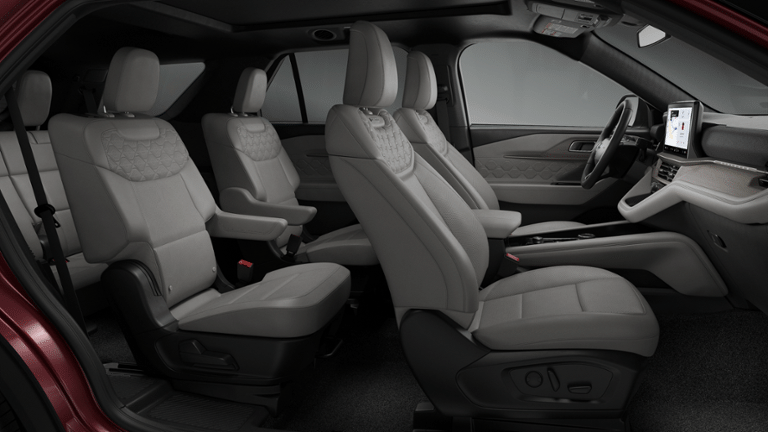 2027 Ford Explorer Platinum™
