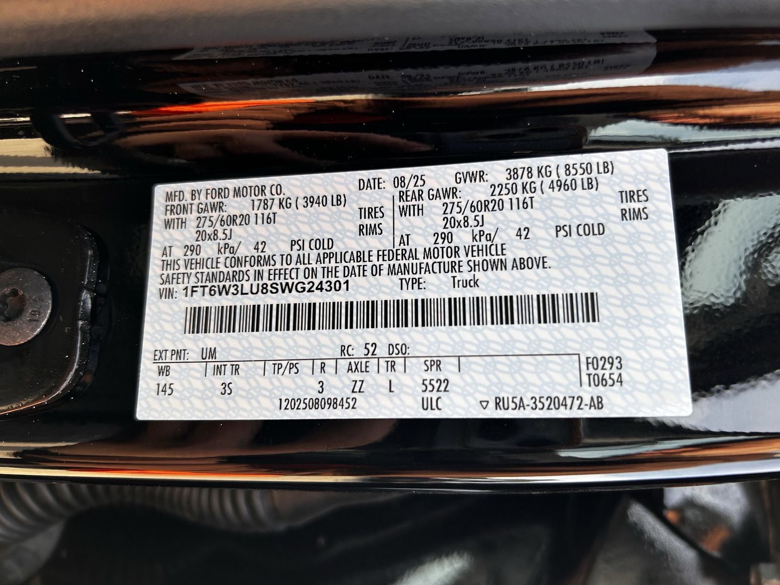 2025 Ford F-150 Lightning Flash