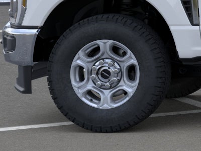 2026 Ford Super Duty F-350® XLT