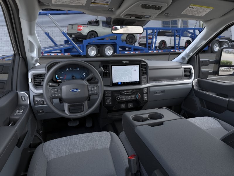2026 Ford Super Duty F-350® XLT