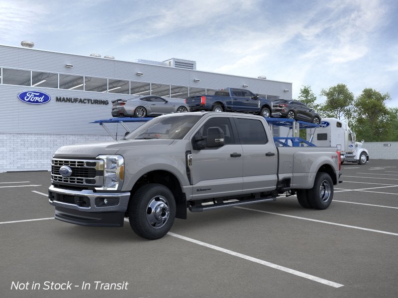 2026 Ford Super Duty F-350® XLT