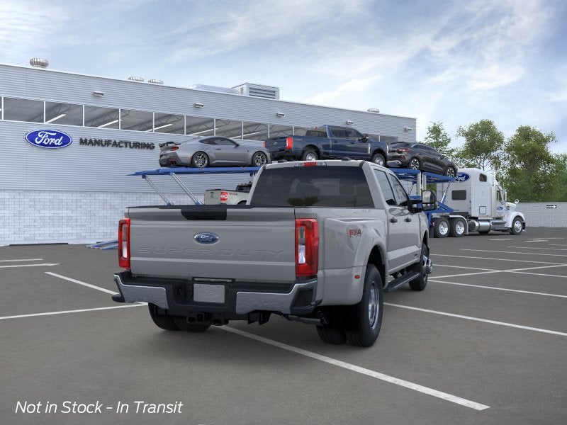 2026 Ford Super Duty F-350® XLT
