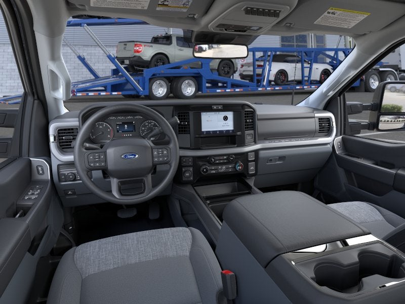 2026 Ford Super Duty F-350® XLT