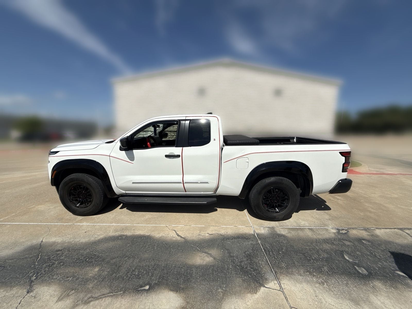 2023 Nissan Frontier S