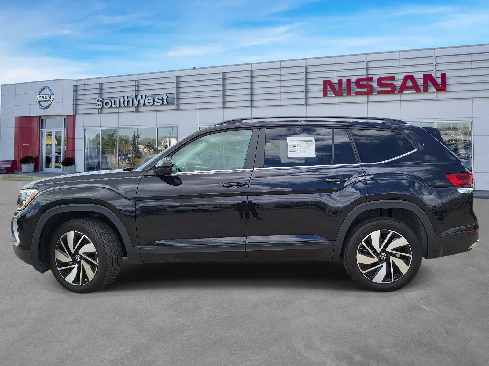 2024 Volkswagen Atlas 2.0T SE w/Technology