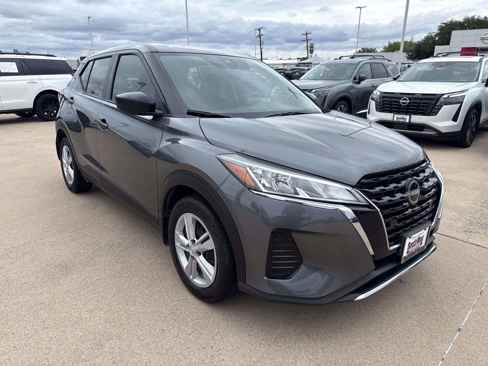 2024 Nissan Kicks S
